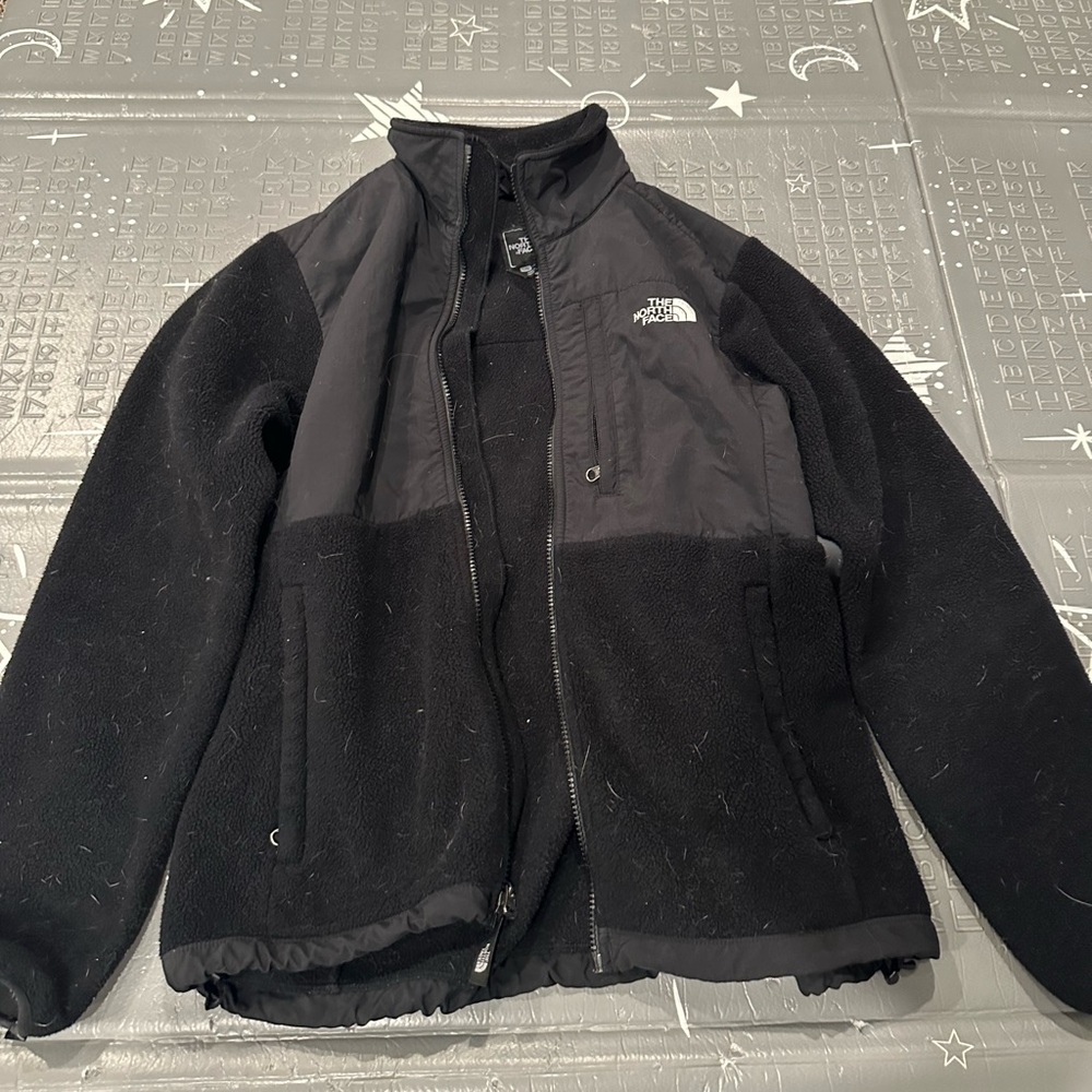 Women’s used black north face